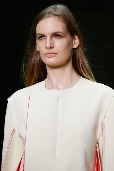 Look 2